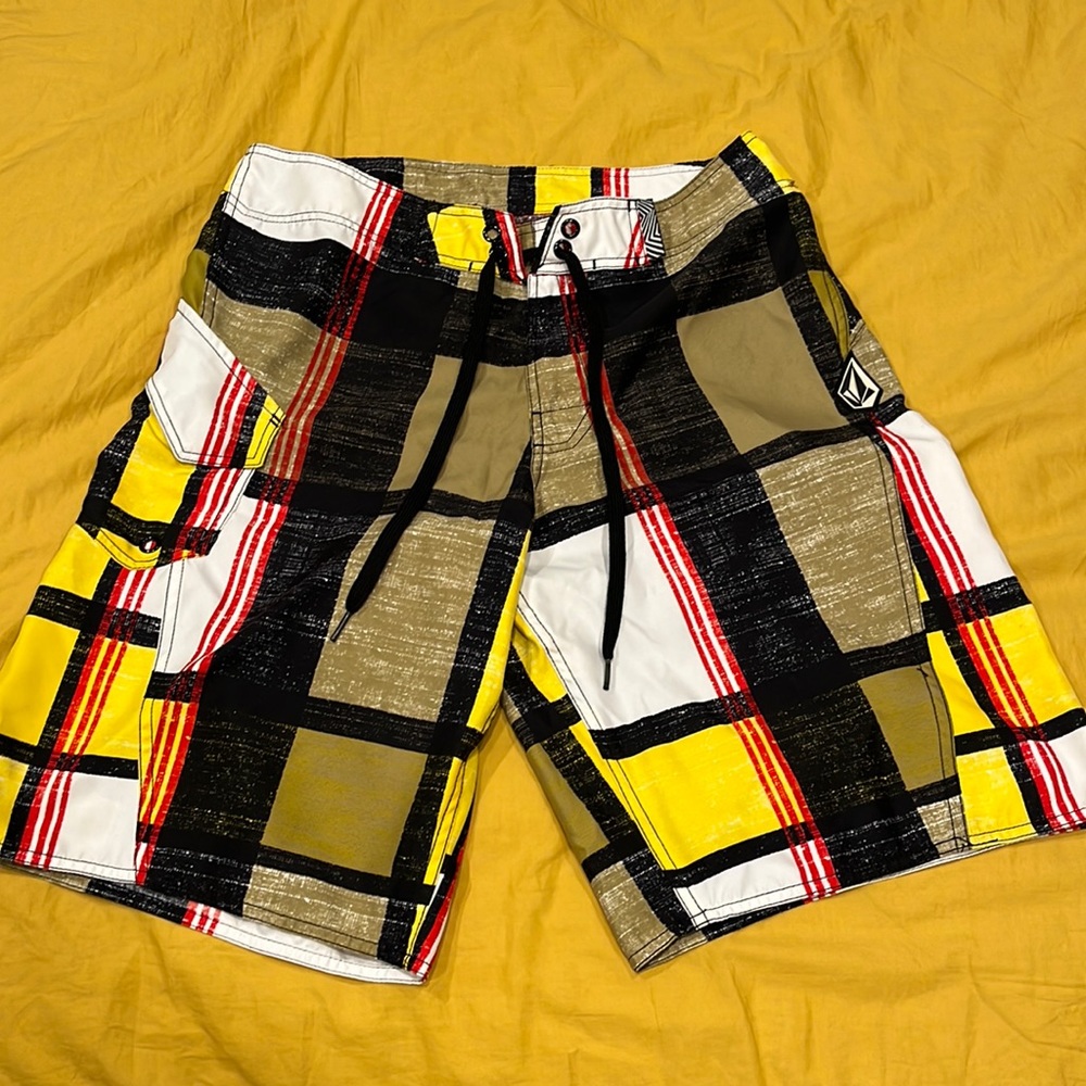 Volcom - Mens Swim Shorts - Size 32